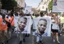 Le corps d'un Guinéen de 19 ans tué lors d'un contrôle routier le 14 juin dans le sud-ouest de la France a été reçu mercredi soir à Conakry par sa famille et les autorités, qui ont appelé à ce que justice soit faite, a constaté un journaliste de l'AFP.  