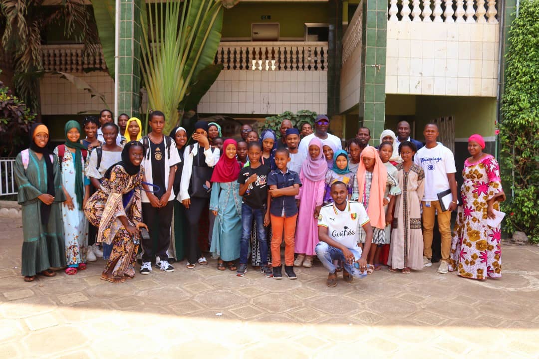 Conférence-Débat sur la Confiance en Soi et la Gestion du Stress pendant les Examens : Un Engagement Clé pour la Réussite Scolaire