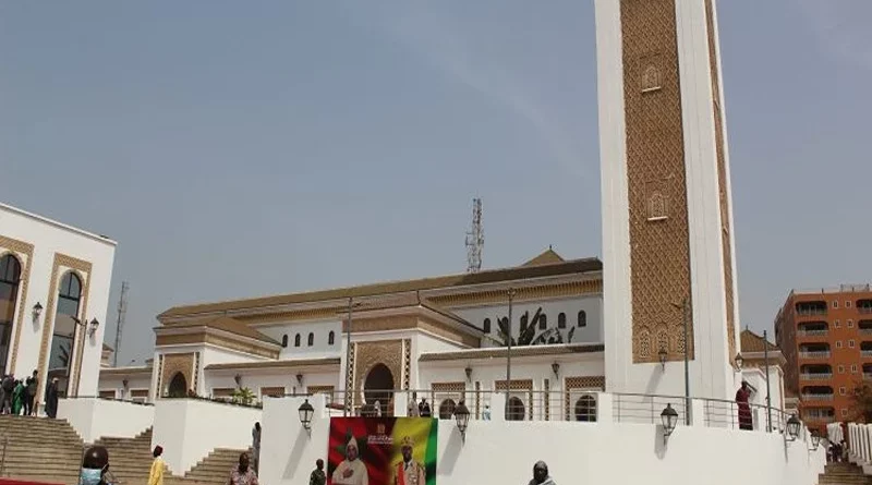 Guinée: Le Premier ministre procéde à l’ouverture officielle de la mosquée Mohammed VI d’Enta