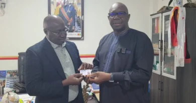 UPF Guinée : Ibrahima Koné remet les cartes aux membres et ouvre la voie au renouvellement du bureau UPF Guinée : Ibrahima Koné remet les cartes aux membres et ouvre la voie au renouvellement du bureau